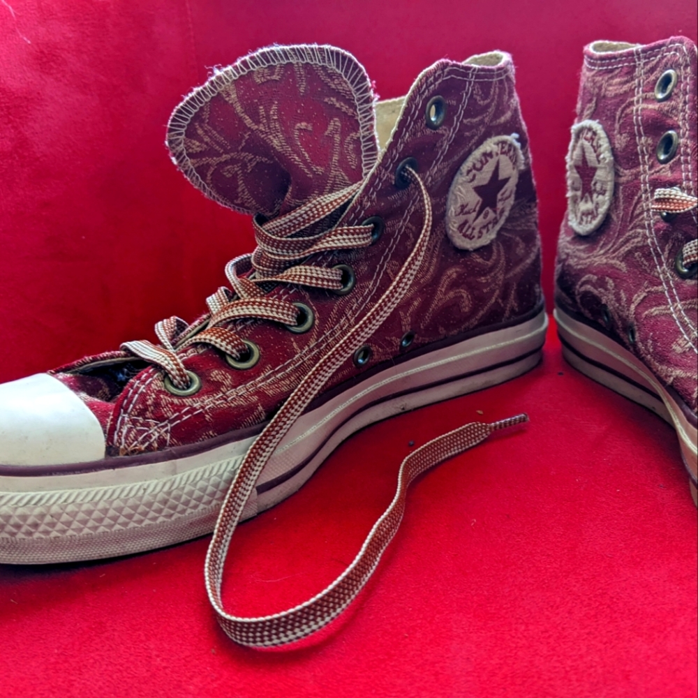 Converse shoes
